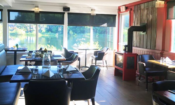 Dining room overlooking lake